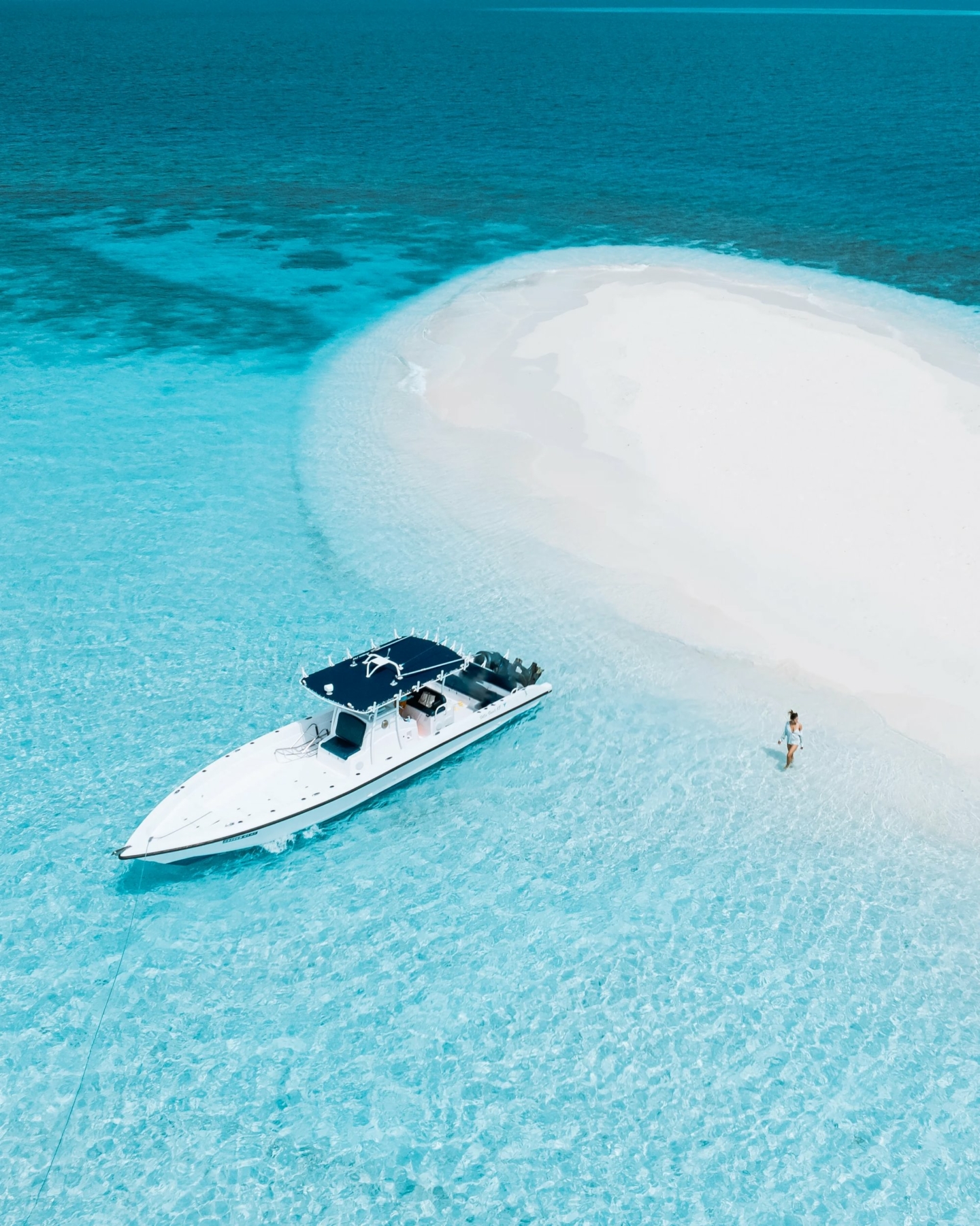 Quiet boat ride in the Indian Ocean from Villa Nautica Maldives during a solo trip